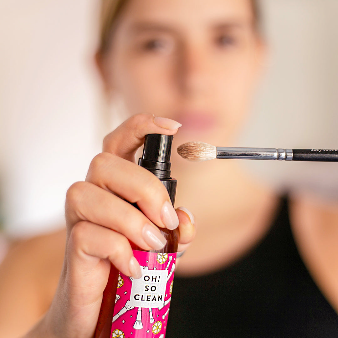 ✭OH! SO CLEAN✭  limpiador instantáneo de brochas 100ml